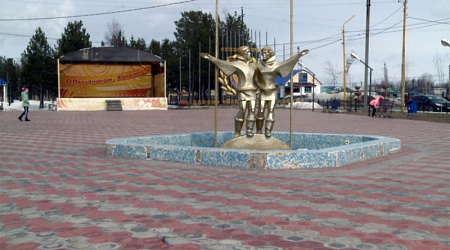 Площадь культурно-массовых мероприятий (Пуровский район - п.Ханымей)